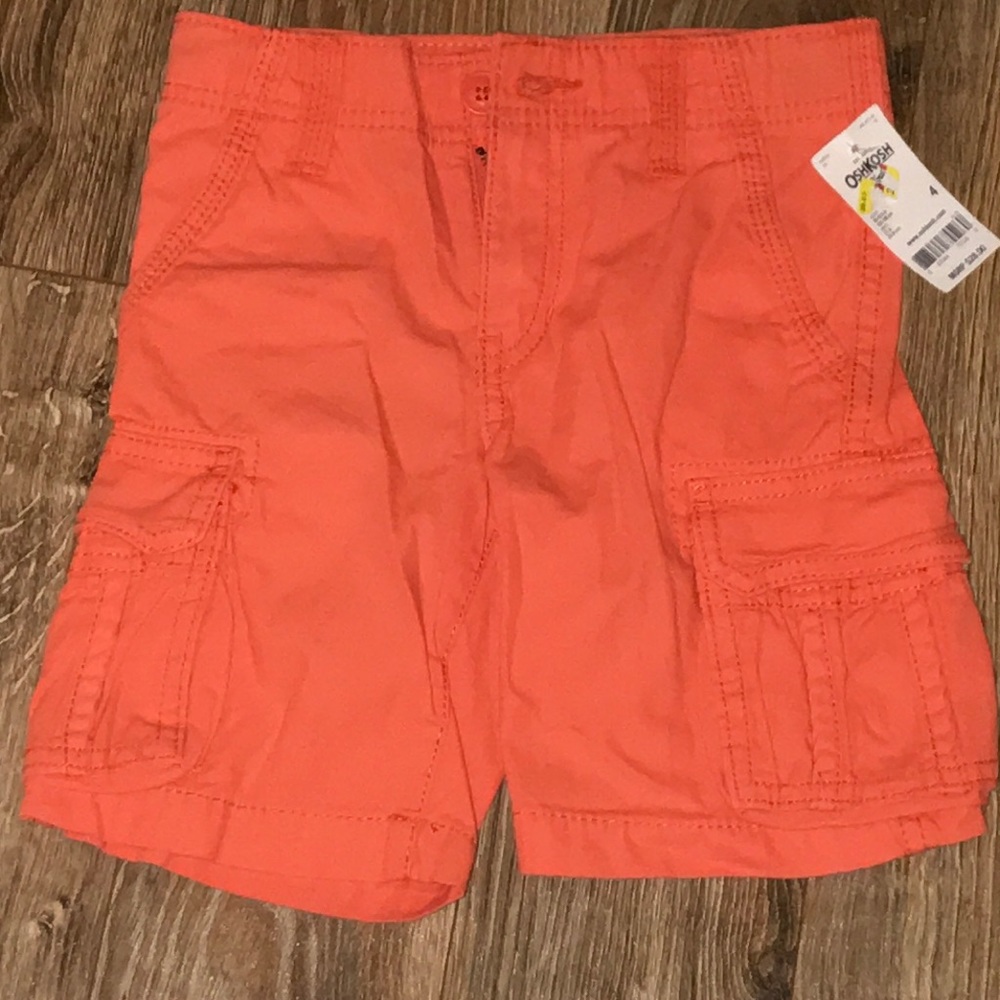 OshKosh Salmon color shorts NWT
